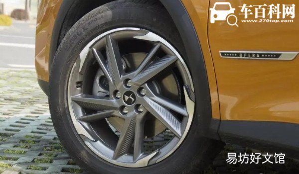 标准压强2.3-2.5bar ds7轮胎规格尺寸 有235/55 R18和215/65 R17两种