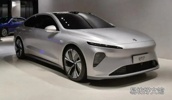 南极星蓝低沉稳重 蔚来et7有几种颜色 蔚来et7什么颜色好看