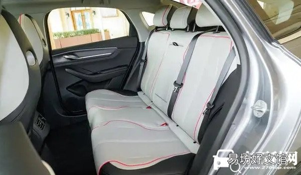 常规容积422L 比亚迪驱逐舰05车身尺寸是多少 比亚迪驱逐舰05后备箱尺寸多少