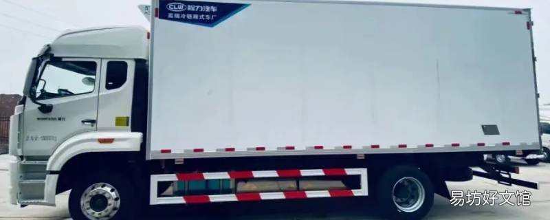 豪沃红色油箱标志是什么