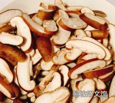 四川麻辣香锅的正宗做法 麻辣香菇是什么