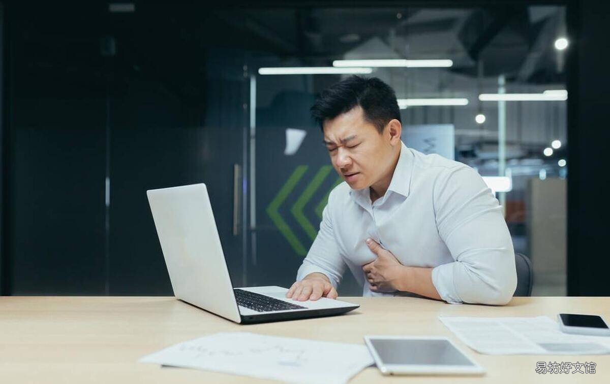 安静的时候胸痛，忙的时候没事，可能是“心病”