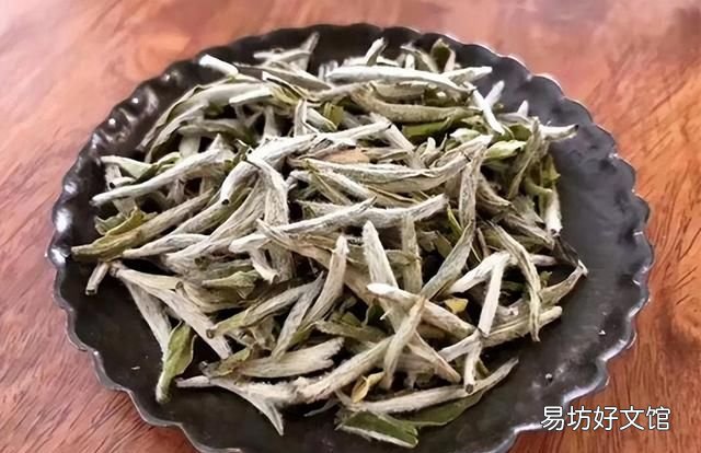 40岁女人秋季适合喝哪种茶