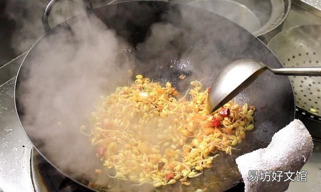 大厨教你黄豆芽炒粉条小妙招