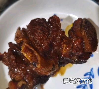 红烧牛尾孩子们吃得特别的香,秘制红烧牛尾的做法
