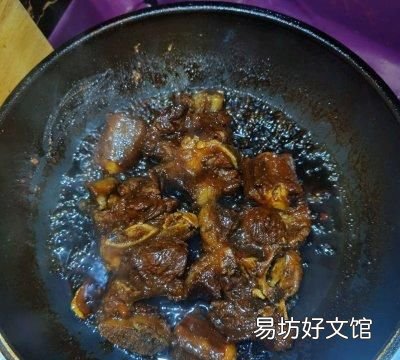 红烧牛尾孩子们吃得特别的香,秘制红烧牛尾的做法