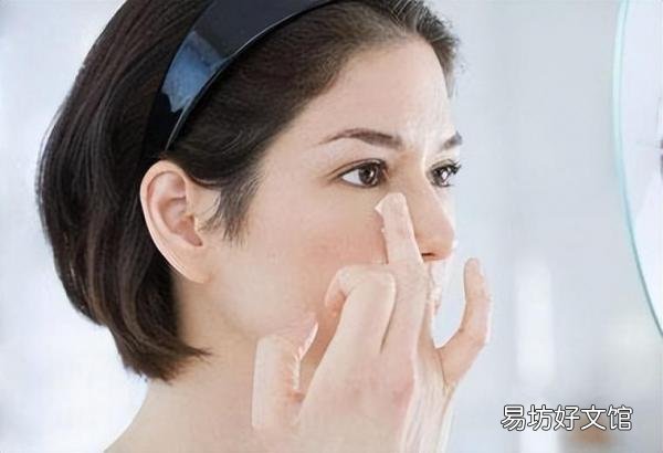 精华露和精华液的正确使用方法 水,乳,霜,精华液的正确使用顺序