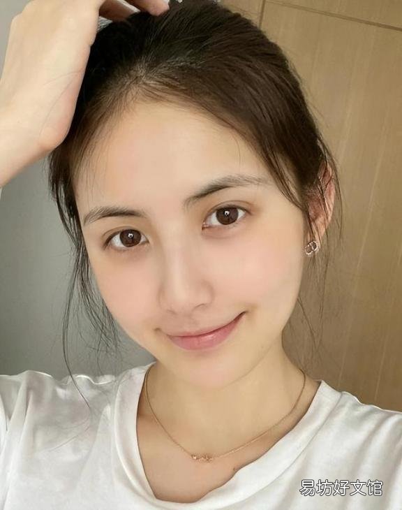 精华露和精华液的正确使用方法 水,乳,霜,精华液的正确使用顺序