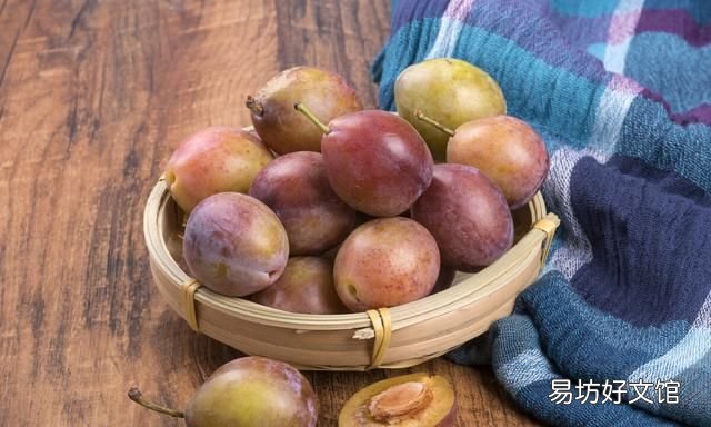 2岁的宝宝误食西梅核怎么取出 2岁宝宝能不能吃西梅