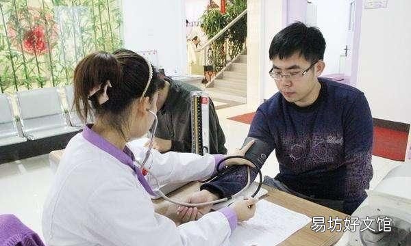 佩戴的银饰品突然变黑是怎么回事啊