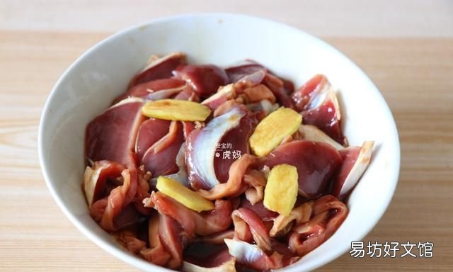 如何养铁锅才可以不粘锅