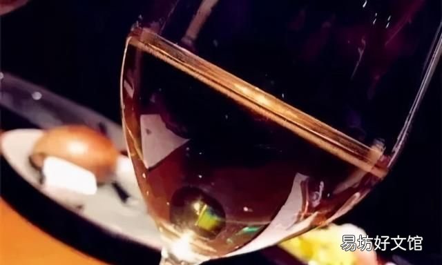 红葡萄酒保质期多长时间最好 红葡萄酒与白葡萄酒的有效期