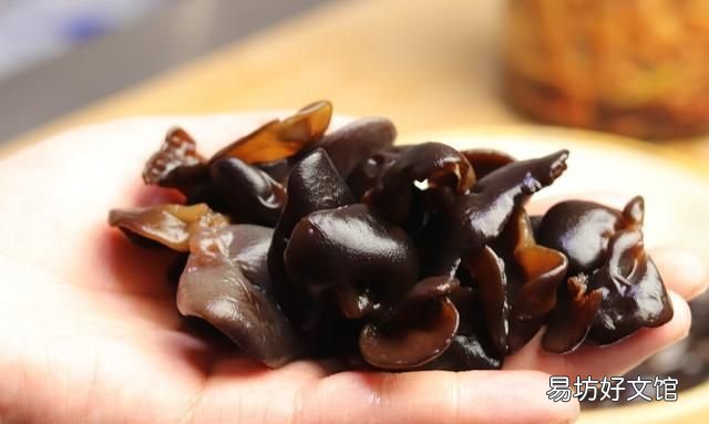 木耳只用凉水泡了20分钟能吃吗 泡木耳的正确方法用冷水热水