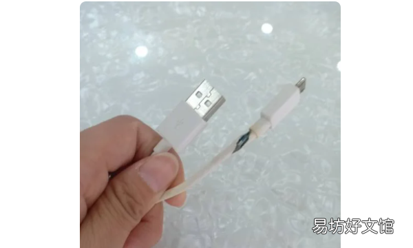充电器线裂开怎么办有妙招,充电器线皮裂开怎么办有危险吗