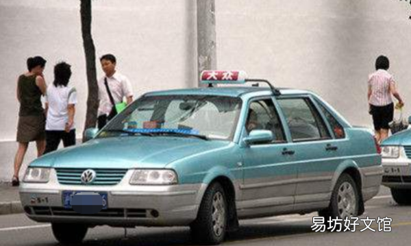 宠物狗可不可以坐出租车,出租车可以带宠物上车吗