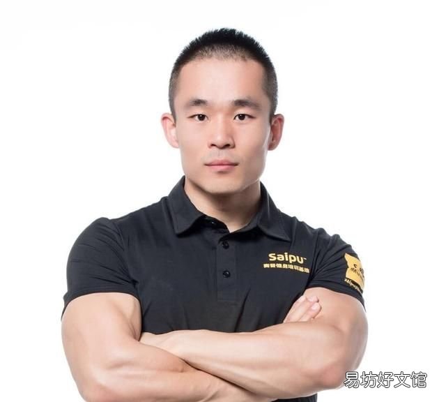 深蹲锻炼的是身体的哪几个部位图解