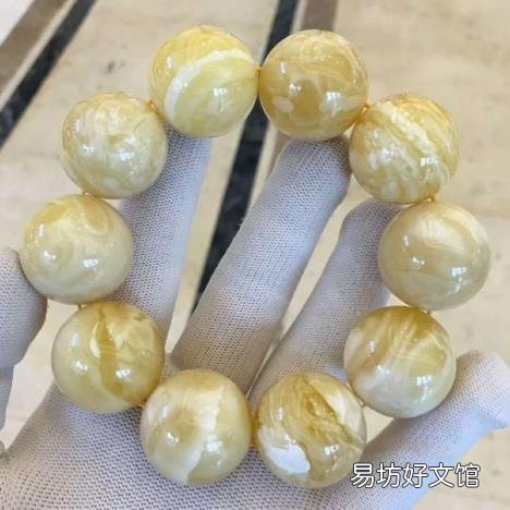 揭晓真品蜜蜡的吊坠报价表 蜜蜡吊坠的价格一般是多少