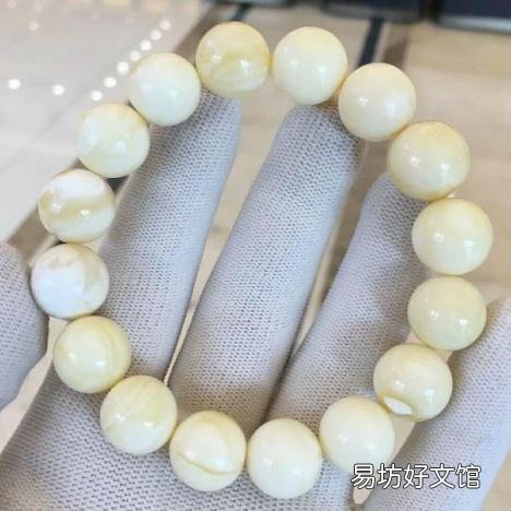 揭晓真品蜜蜡的吊坠报价表 蜜蜡吊坠的价格一般是多少