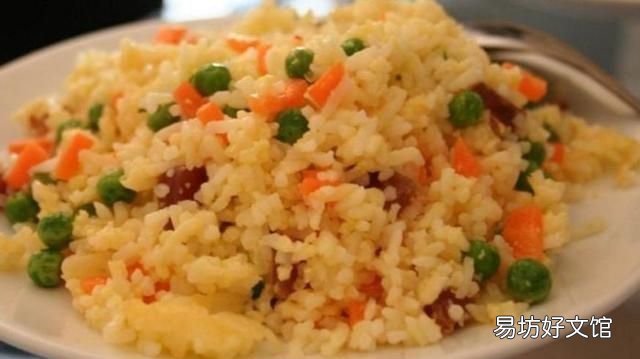 如何炒制更美味的鸡蛋炒饭