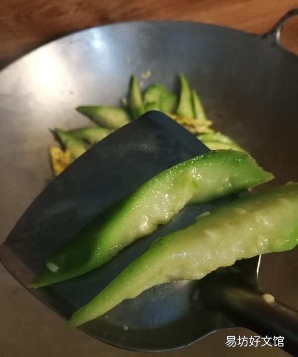 丝瓜吃了会中毒丝瓜还能吃吗 注意了这类丝瓜有毒不能吃
