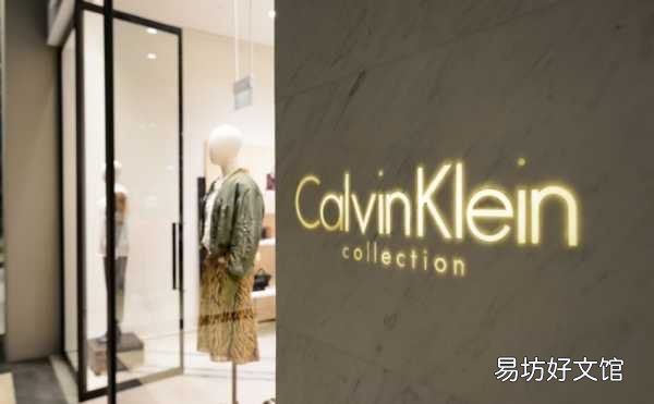 揭晓两者的品牌档次级别 ck和小ck包包哪个档次高