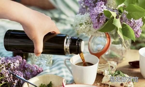 这3种饮品最好别放进保温杯里