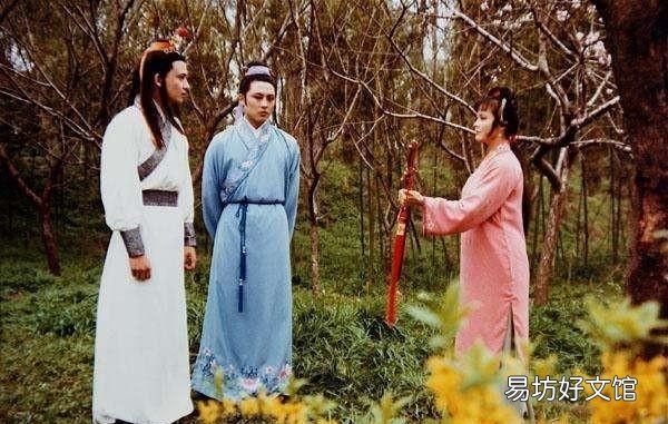 花开堪折莫待无花空折枝对比句