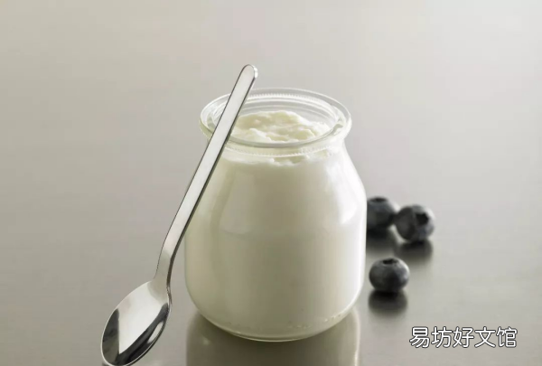 吃烧烤可以喝酸奶，吃烧烤后喝酸奶好还是香蕉