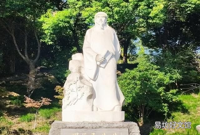 红楼梦是曹雪芹还是冒辟疆吧,红楼梦的作者为啥是曹雪芹