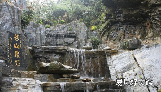 贵州崖壁现大量石头蛋,贵州梵净山崖壁