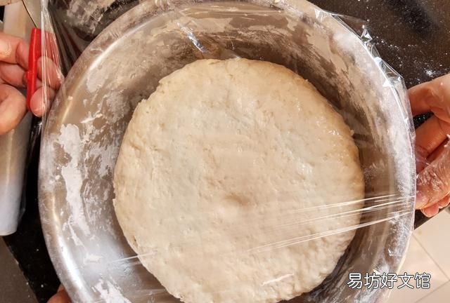 蒸馒头1kg面粉放多少水合适 蒸馒头一斤面粉放多少水合适
