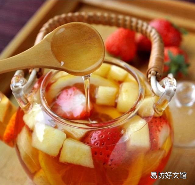 水果茶要拿什么当茶底比较好喝 水果茶用什么茶底
