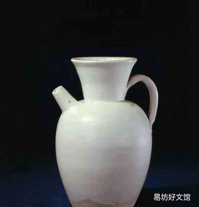 白瓷笔搁 白瓷是哪个朝代的