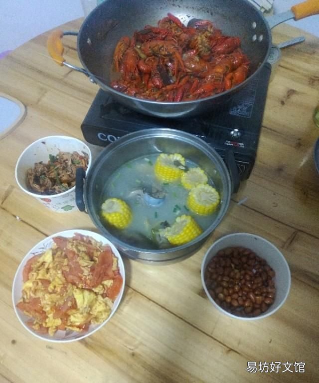 怎么煲骨头汤不柴