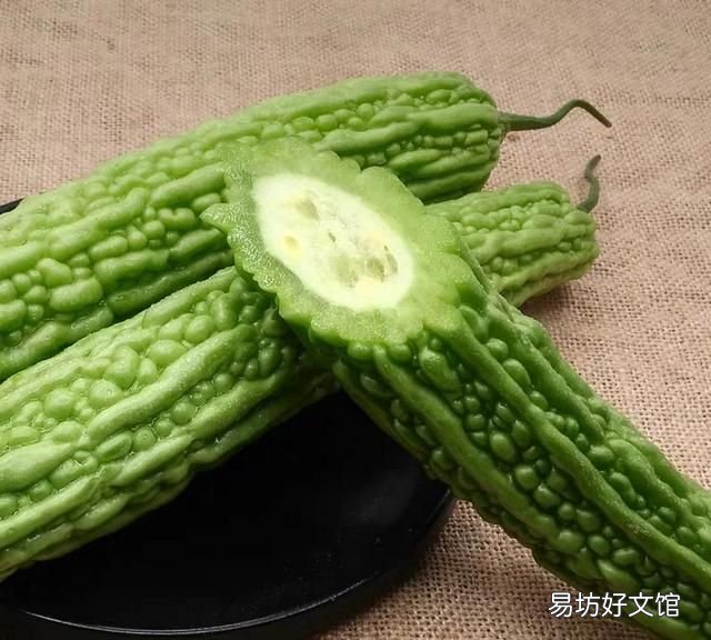 怎么煲骨头汤不柴