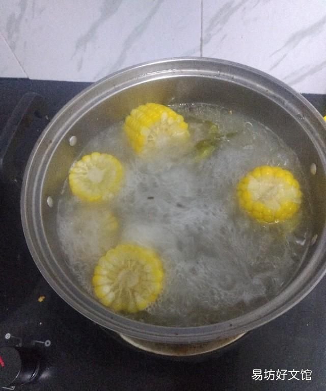 怎么煲骨头汤不柴
