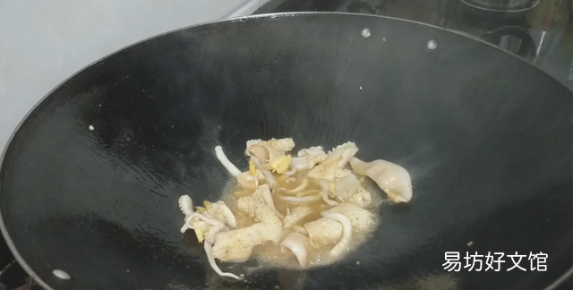 鱿鱼怎么切好看又简单,鱿鱼的切法简单又好吃