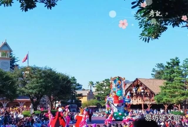 东京迪士尼和上海迪士尼哪个人多