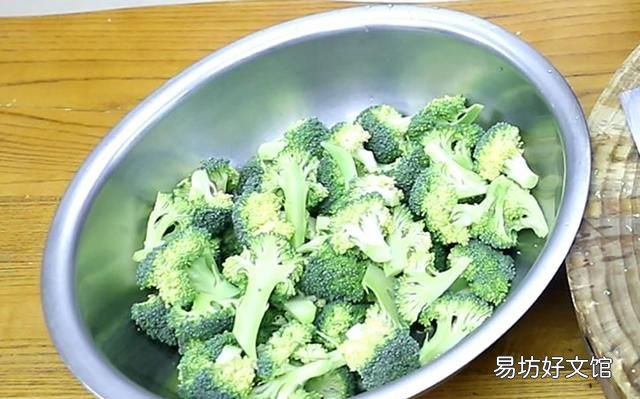 转阴恢复期老年人应注意什么 老人转阴后需要补充什么营养