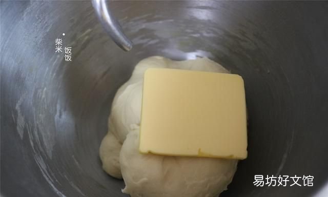 晚上做好面包第二天早上烤