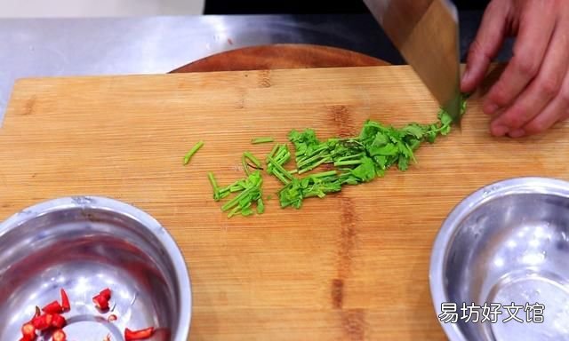 买回来的黄花菜怎么处理,黄花菜开和不开毒性有区别吗