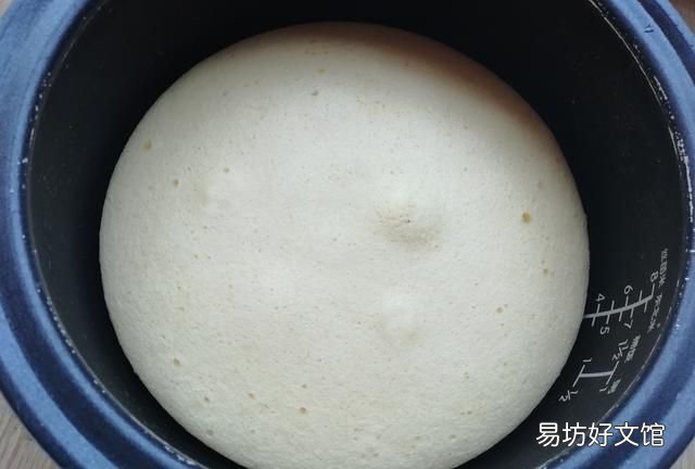 怎么用电饭锅做蛋糕才能不塌陷