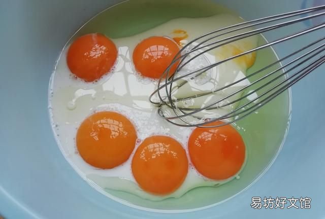 怎么用电饭锅做蛋糕才能不塌陷