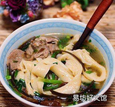 北方人一般吃面放什么,北方人天天吃面条不厌烦吗