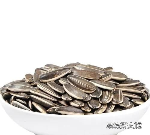 奶茶瓜子怎么做,家常煮瓜子