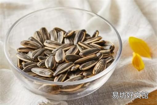 奶茶瓜子怎么做,家常煮瓜子
