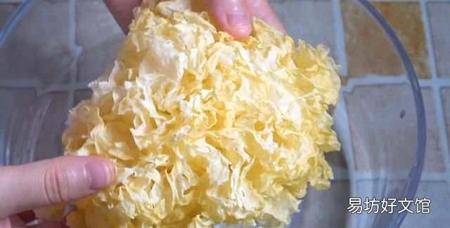 为什么你煮银耳不出胶?大厨告诉你诀窍,想不出胶都难
