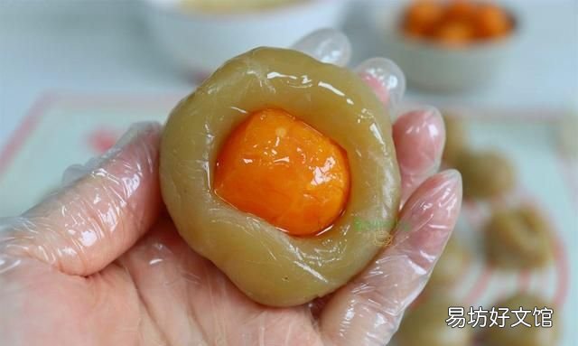 广式莲蓉蛋黄月饼哪个牌子好吃