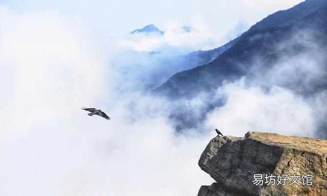 《独坐敬亭山》唐李白的诗