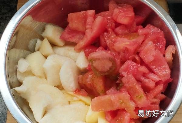双椒蒜蓉辣椒酱做法,正宗蒜蓉辣椒酱的配方及做法窍门
